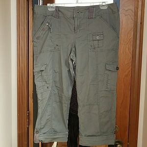 Apt 9 rolled cuff capris